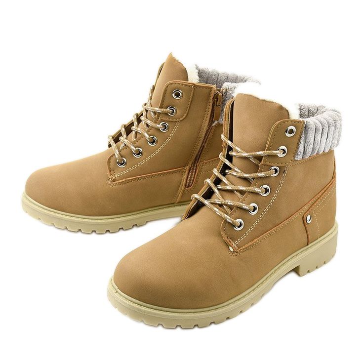 Brunstane tevecsipkés csizma sokszínű 2