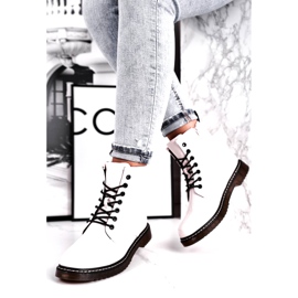 Evento Női csizma, lakkozott fehér csizma 20BT35-3001 2