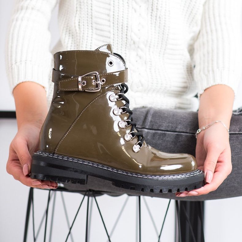 SDS Divatos lakkozott csapdázók zöld 2