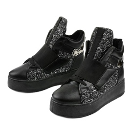 Fekete szigetelésű csizma a Hentevar -tól ezüst 2