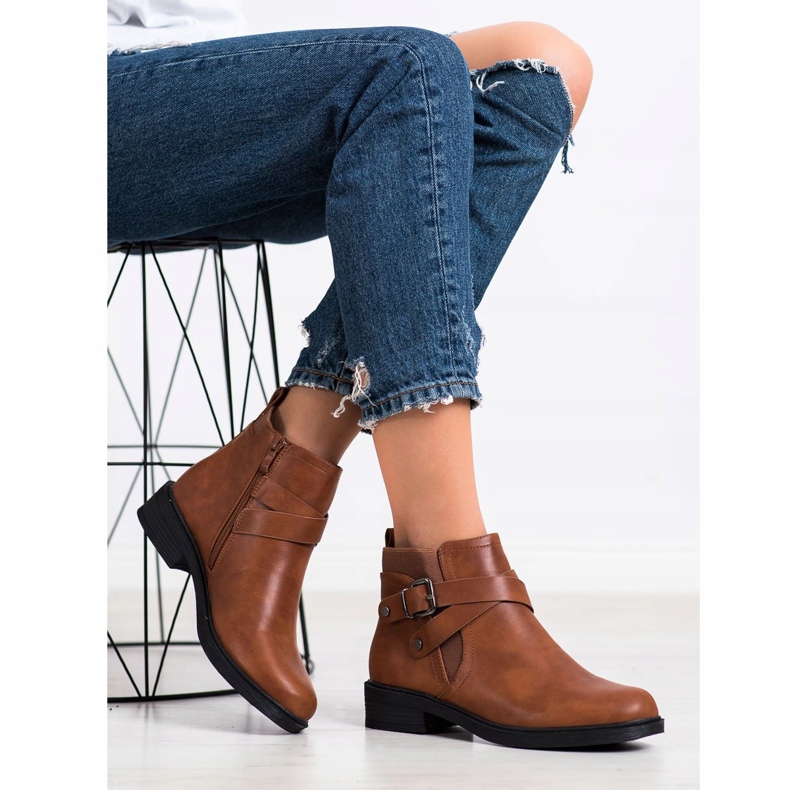 Top Shoes Klasszikus barna csizma 2