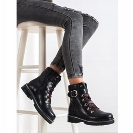 SHELOVET Rockmunkások fekete 2