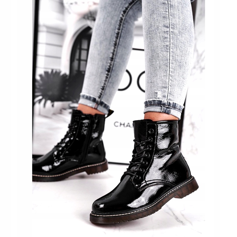 Fekete lakkbőr csizma Evento 20DZ23-3216 Marita 1