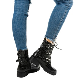 Fekete lapos szigetelt csizma Torwain gyöngy 2 Fekete lapos szigetelt csizma Torwain gyöngy 2