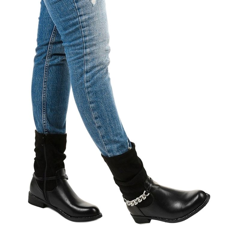 Fekete, lapos, szigetelt csizma Petgella cipzárral ezüst 1