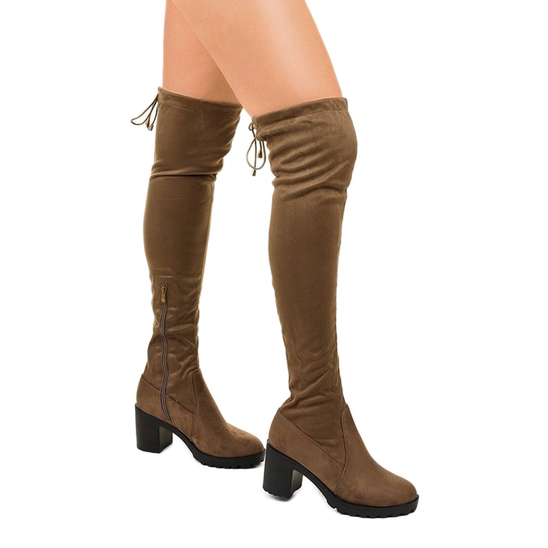 Velúr csizma a Hekran khaki posztóján zöld 1