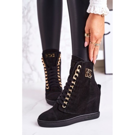 Női velúr cipők BOOCI 2222/066 / arany lánccal fekete 2