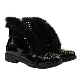 Fekete lapos szigetelt lakkozott női csizma 2