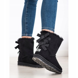 Bona Fekete Mukluki íjakkal 1