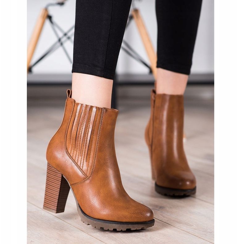 Super Mode Barna csizma egy poszton 2 Super Mode Barna csizma egy poszton 2