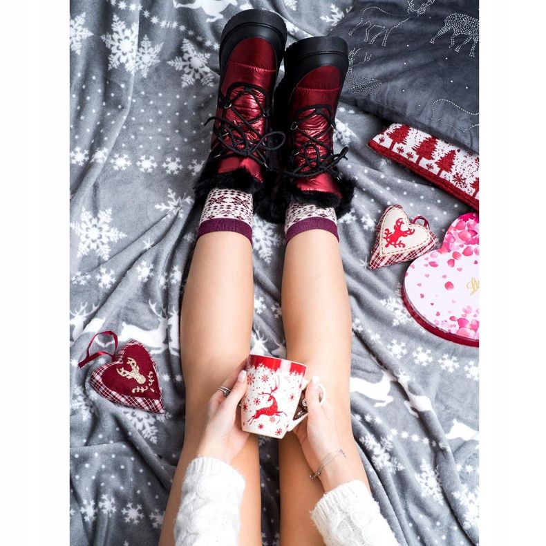 SHELOVET Hócsizma a platformon fekete piros 1