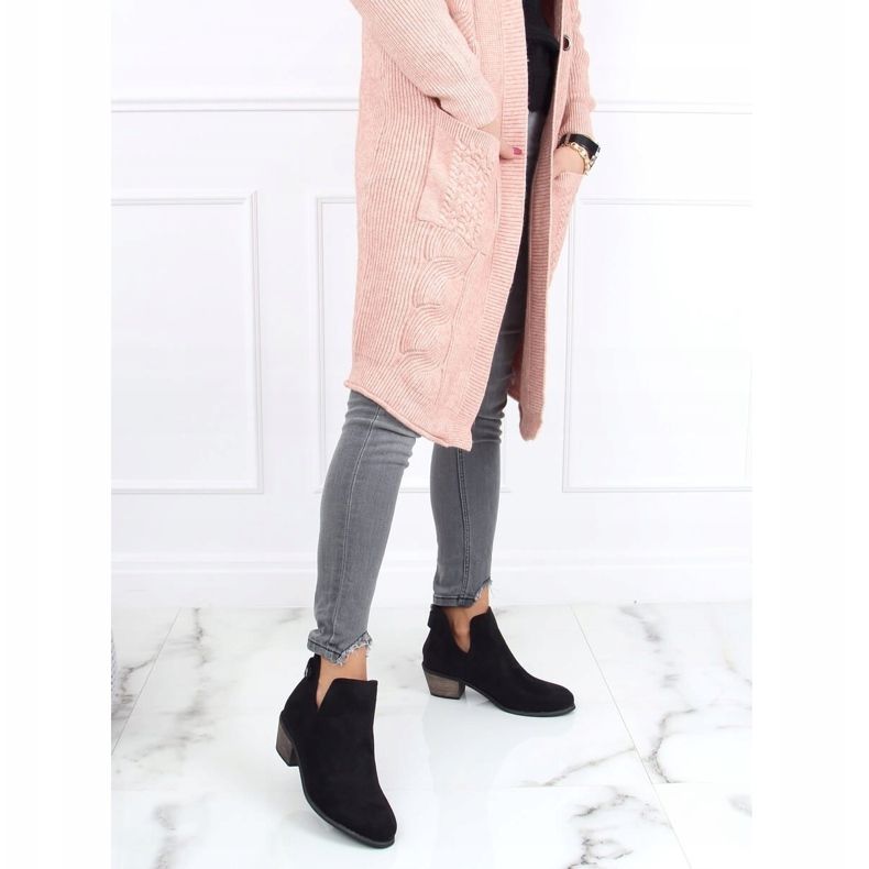 Fekete csizma, kivágott fekete CM-8M4-1 fekete 2