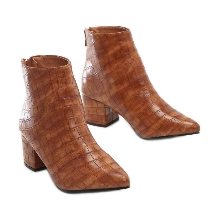 Vices 3310-68-tevék barna 1 Vices 3310-68-tevék barna 1