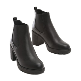 Vices Satuk 8505-1A-38-fekete 1