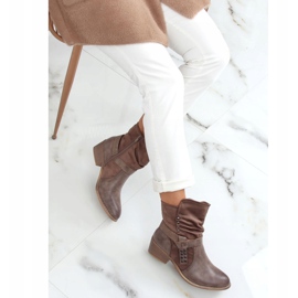 Női bézs színű csizma Z1122 Khaki 2 Női bézs színű csizma Z1122 Khaki 2