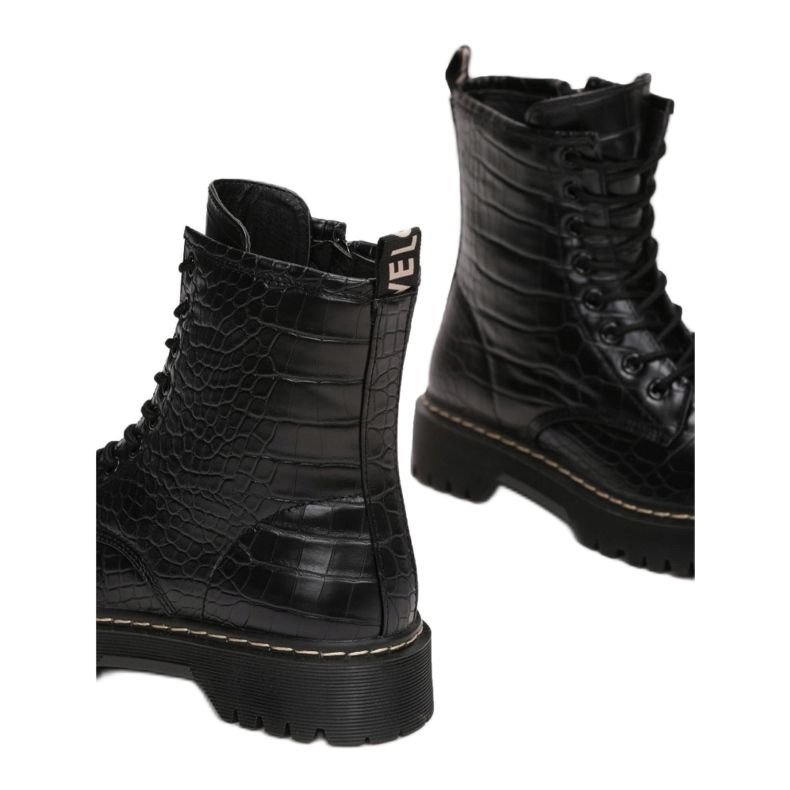 Vices Satuk LT108-38-fekete 1