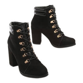 Vices Satuk 1574-38-fekete 1