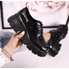 S.Barski Női Oxford cipők a masszív platformon S. Barski HX23 Lakkozott fekete 2