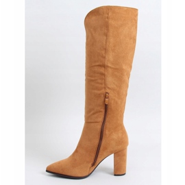 Klasszikus csizma kivágott tevével RB89P Camel barna 1 Klasszikus csizma kivágott tevével RB89P Camel barna 1