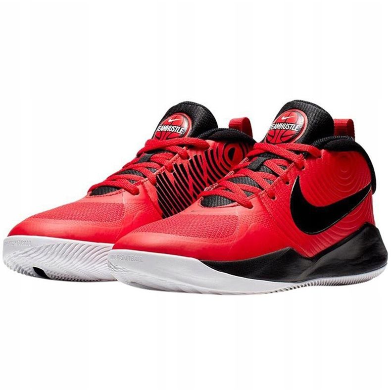 Nike Team Hustle piros és fekete AQ4224 600 gyermekcipő 1 Nike Team Hustle piros és fekete AQ4224 600 gyermekcipő 1