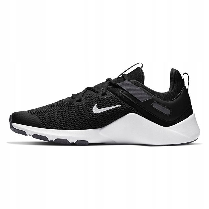 Nike Legend Essential fekete -fehér férfi cipő CD0443 001 1