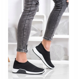 Goodin Sportos fekete sliponok 2