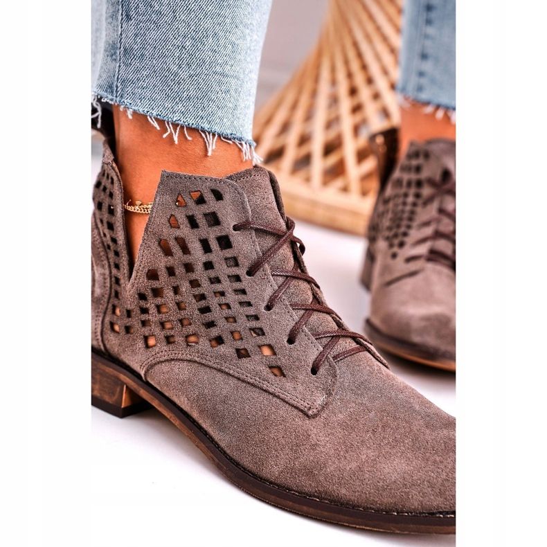 Nicole Női áttört velúrbarna Susannah csizma 1