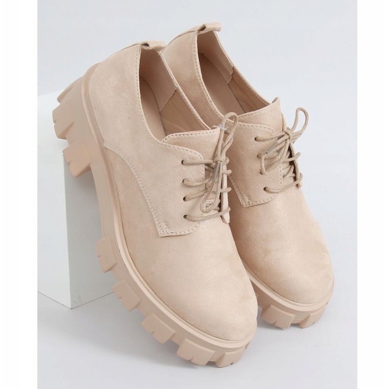 Magas talpú cipók NC1120 Bézs 1