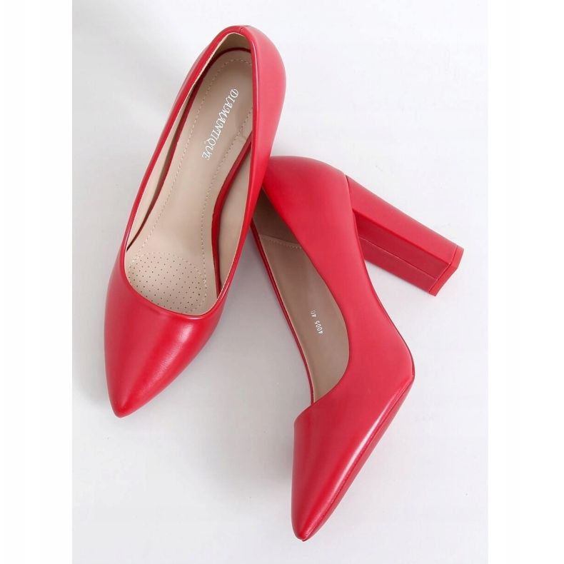 Szivattyúk a piros oszlopon 4005 Red 1