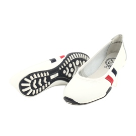 Női sportbalerinák Filippo DP2063 / 21 fehér piros sötétkék 3