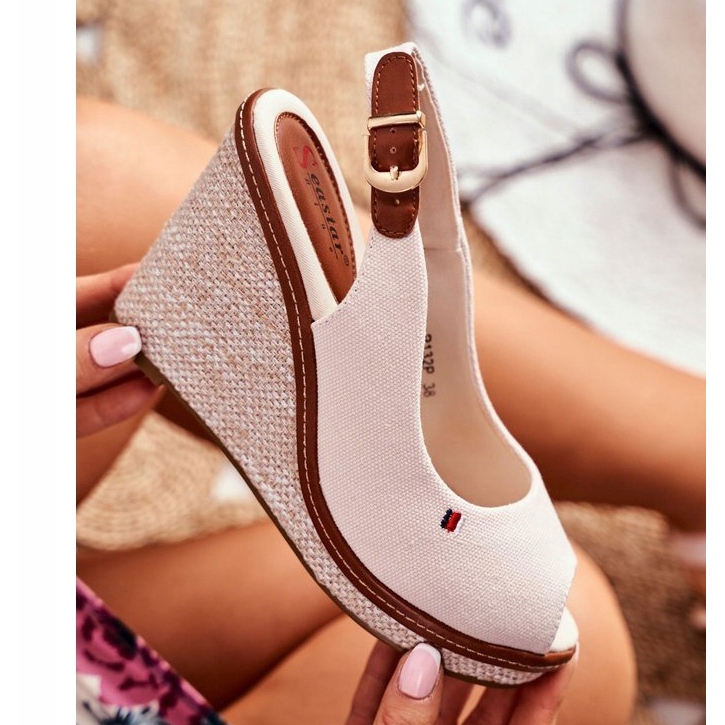 PS1 Tommy bézs szandál fonott ék sarkán 1