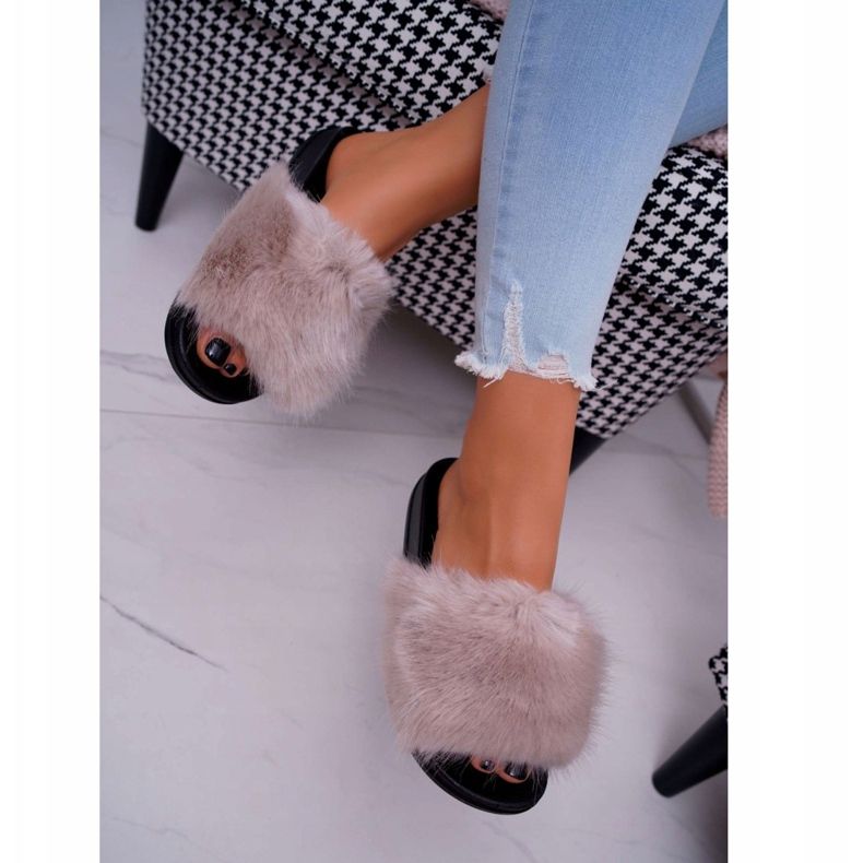 SEA Női bézs papucs szőrmével NiceFur szürke 2