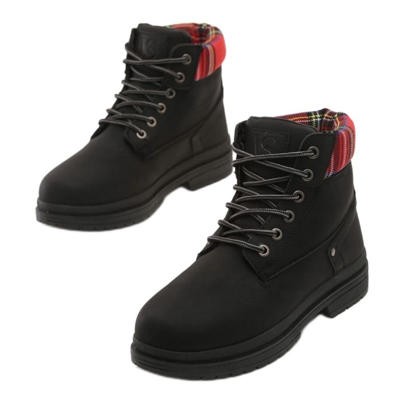 Vices Satuk JB010-1 Fekete 36 41 1