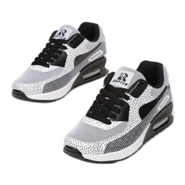 Vices Satuk B757-1 Fekete 36/40 fehér 1