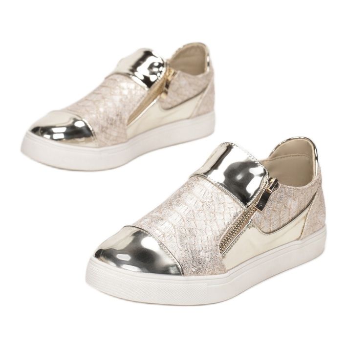 Vices Gazdagok Q49-37 Gol 36 41 aranysárga 1