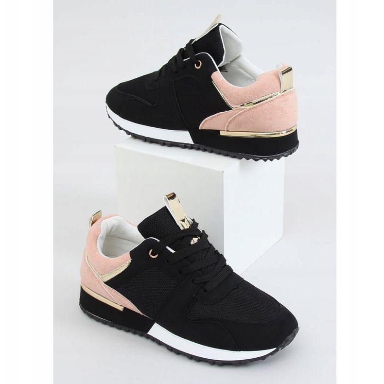 Többszínű sportcipő TCYR-52 Black fekete sokszínű 1