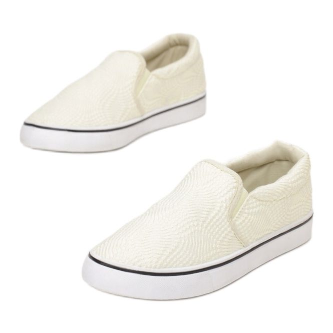 Vices Satuk T117-26 Sárga 1 Vices Satuk T117-26 Sárga 1