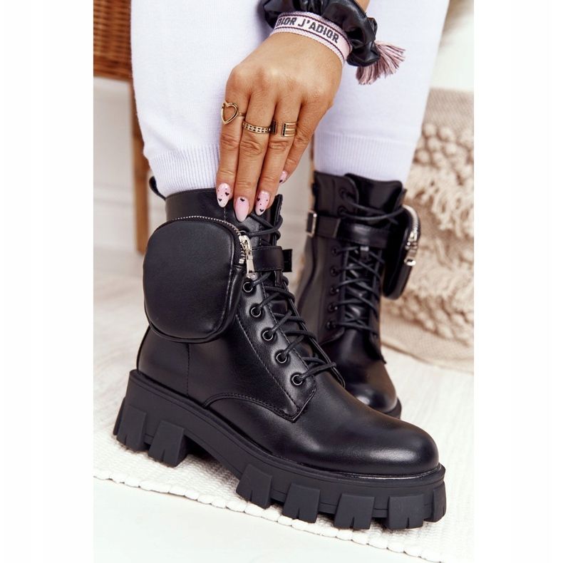 PS1 Fekete munkáscsizma a platformon fekete szombat 2