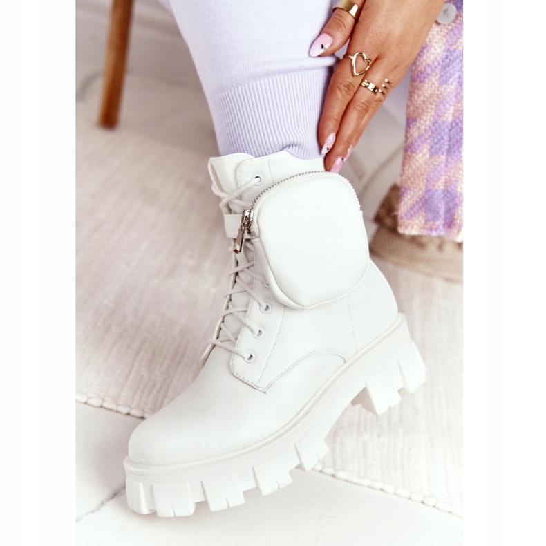 PS1 Csizma dolgozók a platformon a vesével Fehér szombat 2