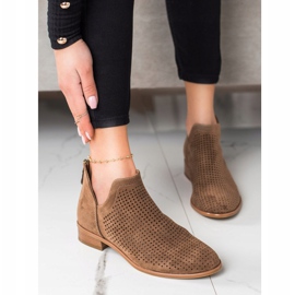 VINCEZA rugós áttört csizma barna 2