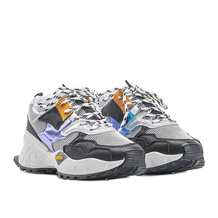 Fekete Holly cipők fehér 1