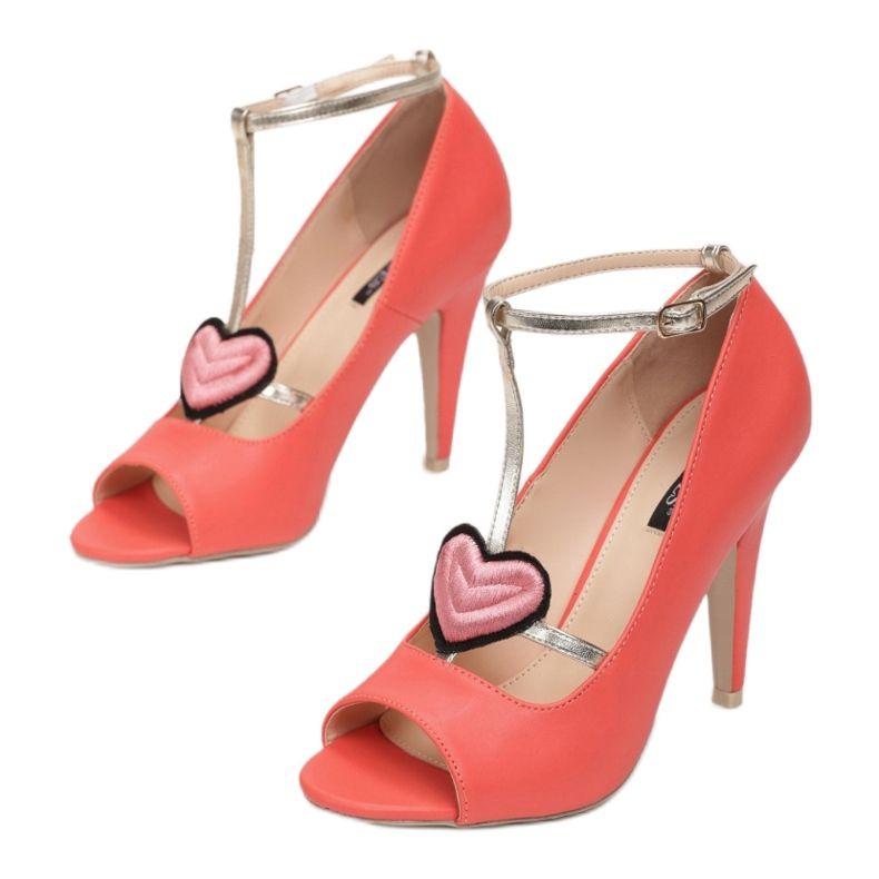 Vices Satuk 9041-19 vörös 35 40 piros 1 Vices Satuk 9041-19 vörös 35 40 piros 1