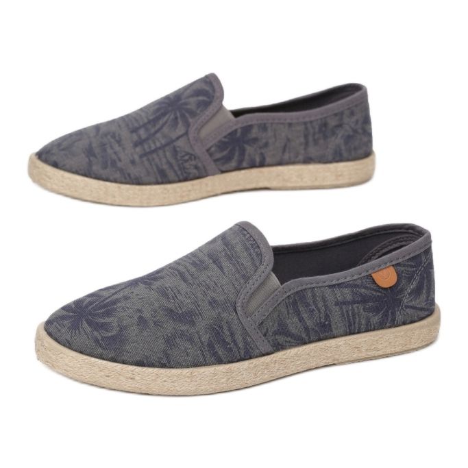 Vices Satuk T015-1 Fekete 36 41 1