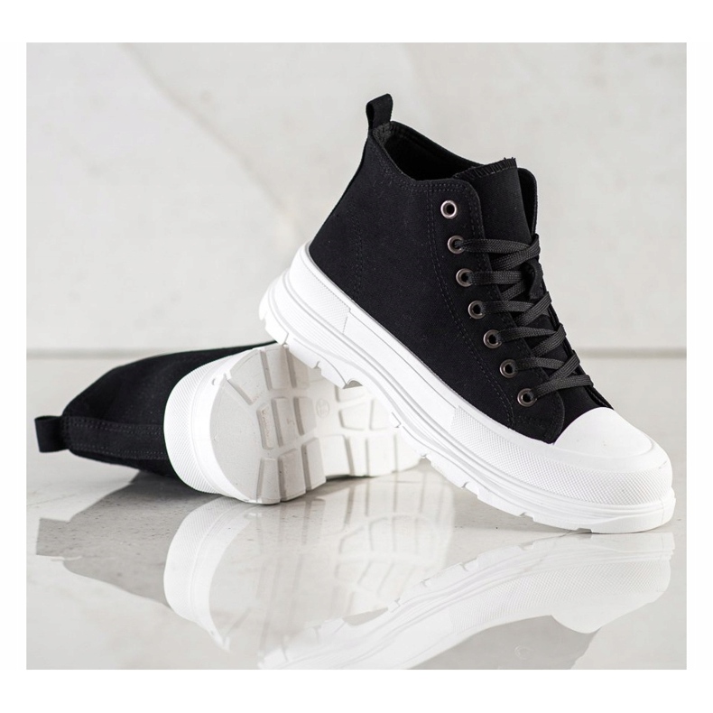 SHELOVET Magas cipők a platformon fekete 2