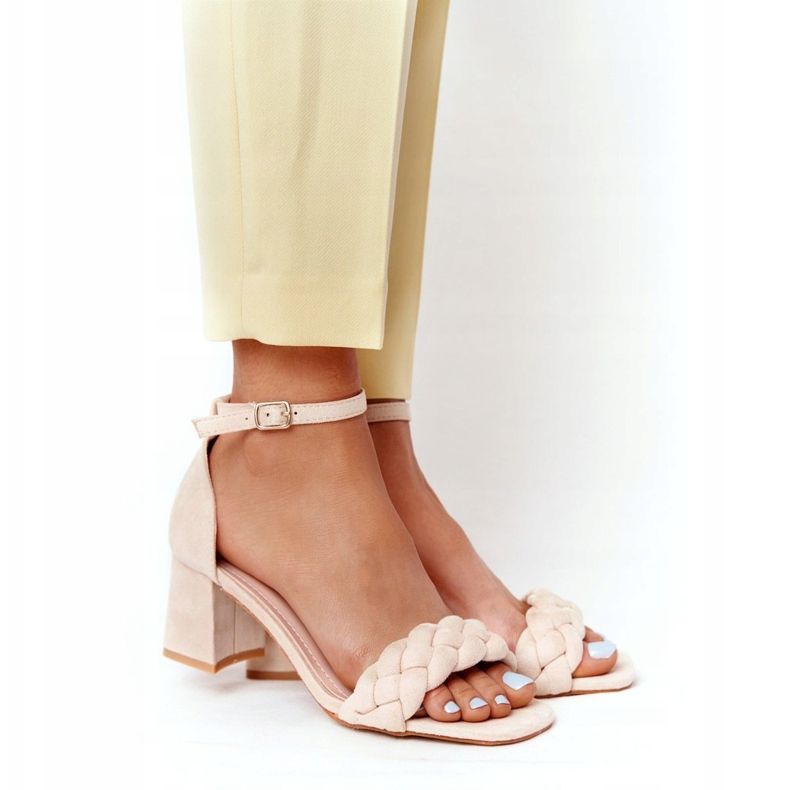 PS1 Velúr magas sarkú szandál bézs Long Island 2