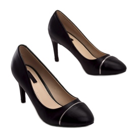 Vices Satuk 9140-1 Fekete 36 41 1