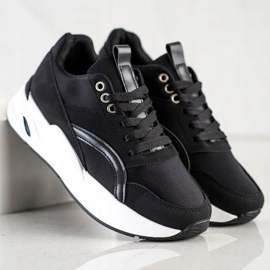 SHELOVET Klasszikus cipők a platformon fekete 1