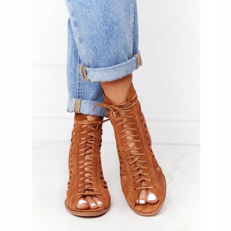 Velúr áttört csizma Maciejka Red 04040-29 barna 1 Velúr áttört csizma Maciejka Red 04040-29 barna 1