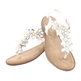 Evento Női szandál gyöngyökkel 20SD35-1811 fehér ezüst 2