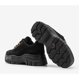 Fekete cipők vastag Cecilia talppal 1